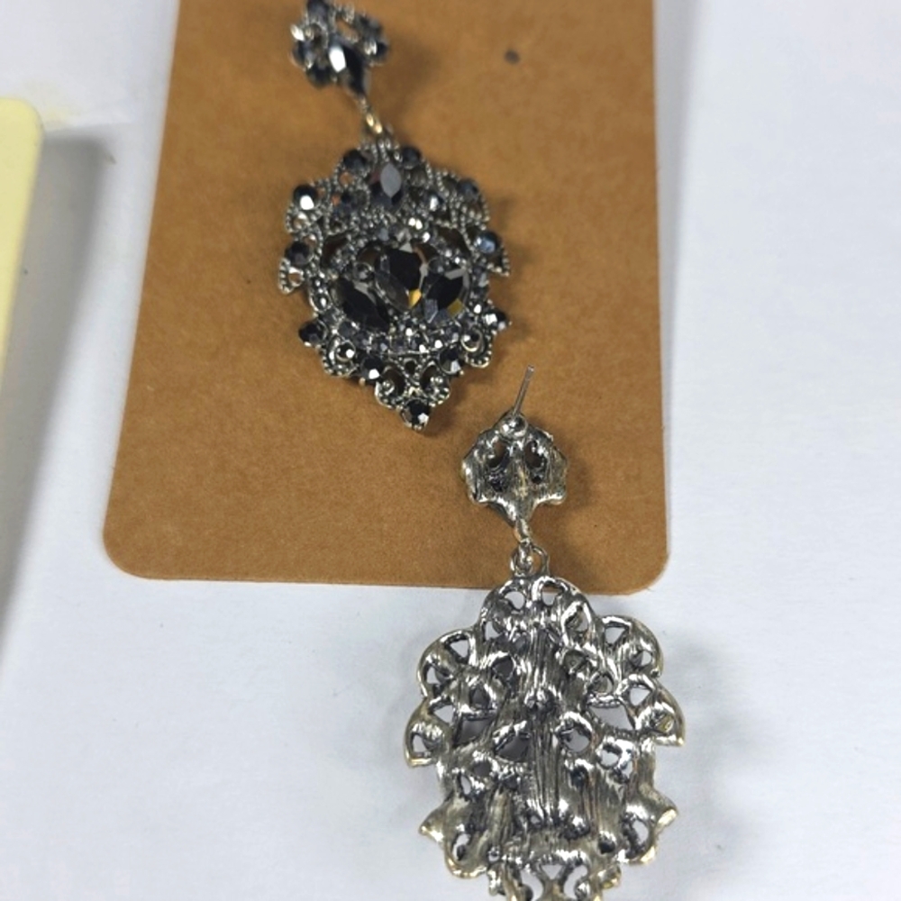 Black Statement Earring Bundle - Picture 4 of 5